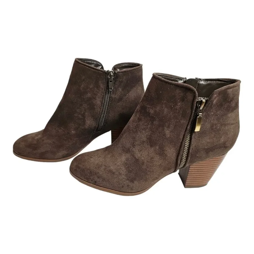 Style and Co. Jamila Ankle Booties Size 8.5